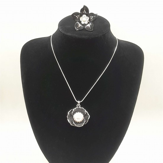 Annanova Necklace - Ring set 2 Annanova Necklace - Ring set 2