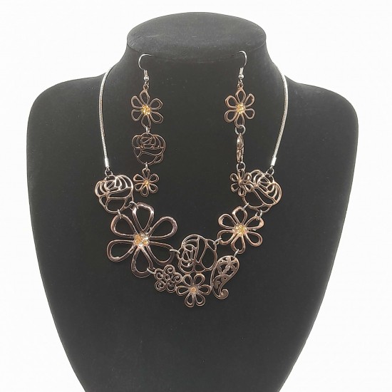Annanova Necklace - Earring set 2 Annanova Necklace - Earring set 2