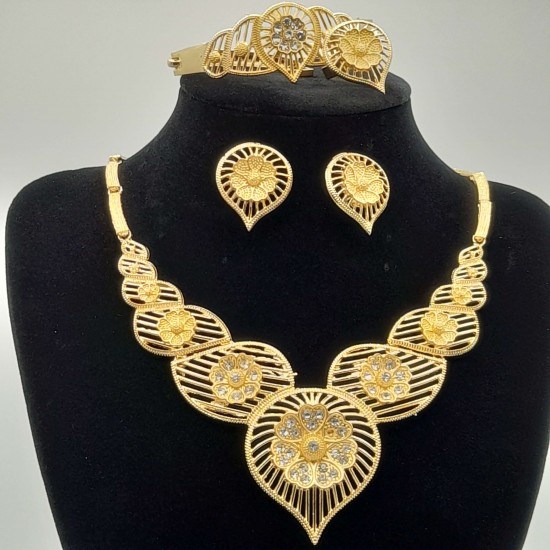Elegant costume jewelry that is affordable 11 Elegant costume jewelry that is affordable 11