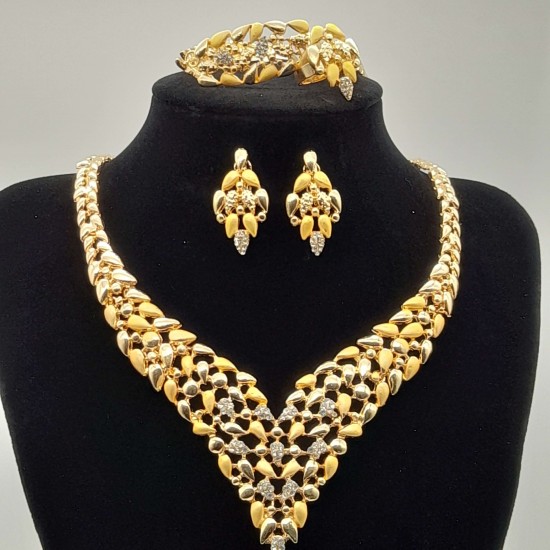 Elegant costume jewelry that is affordable 14 Elegant costume jewelry that is affordable 14