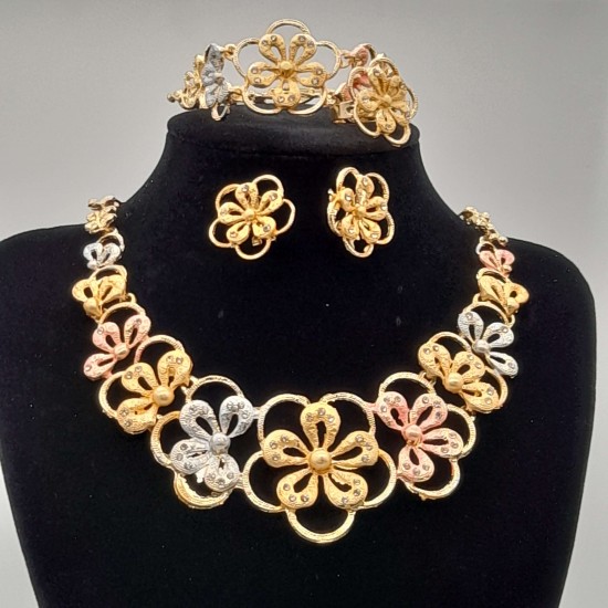 Elegant costume jewelry that is affordable 17 Elegant costume jewelry that is affordable 17