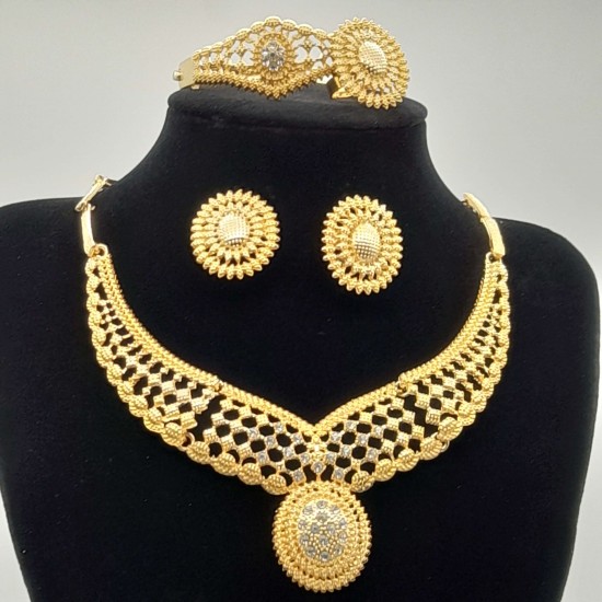 Elegant costume jewelry that is affordable 18 Elegant costume jewelry that is affordable 18