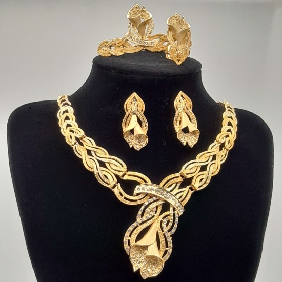Elegant costume jewelry that is affordable 20 Elegant costume jewelry that is affordable 20