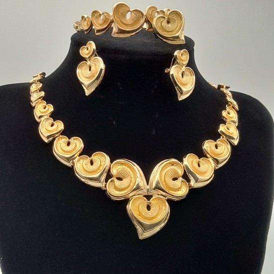 Elegant costume jewelry that is affordable 22 Elegant costume jewelry that is affordable 22