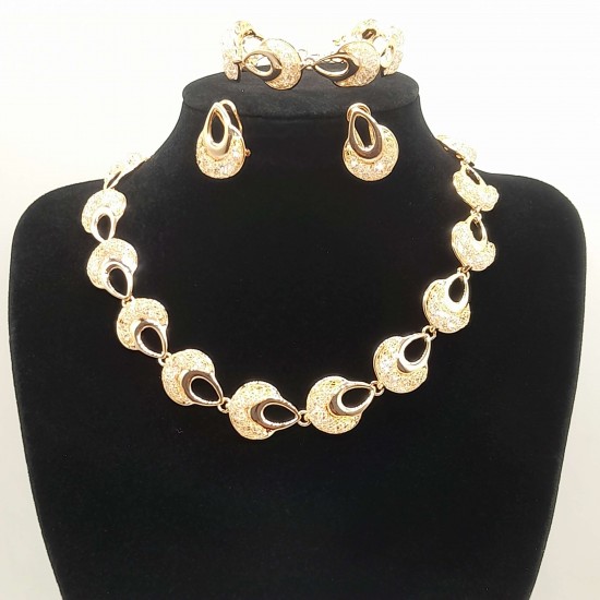 Zirconia Costume 8 Zirconia Costume 8