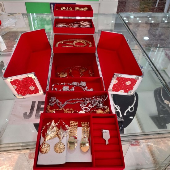 Jewelry box 1 Jewelry box 1
