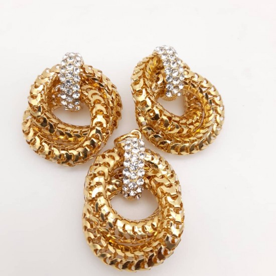 D.S earing 3 D.S earing 3