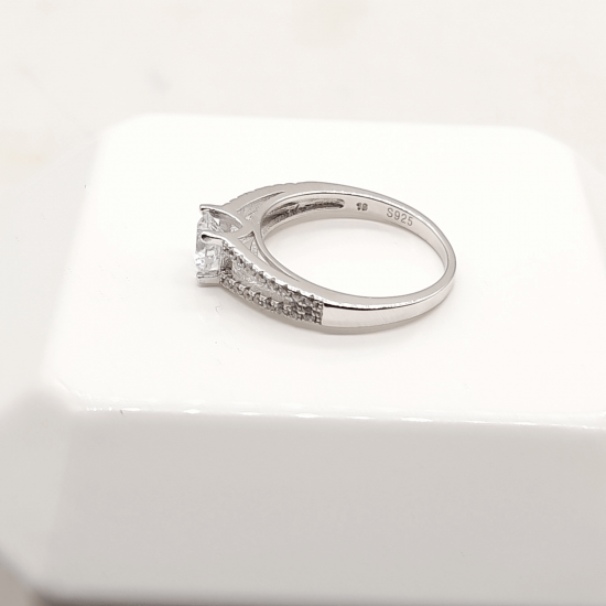 925 sterling siver engagement ring 11 925 sterling siver engagement ring 11
