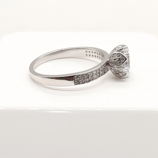 925 sterling siver engagement ring 22 925 sterling siver engagement ring 22